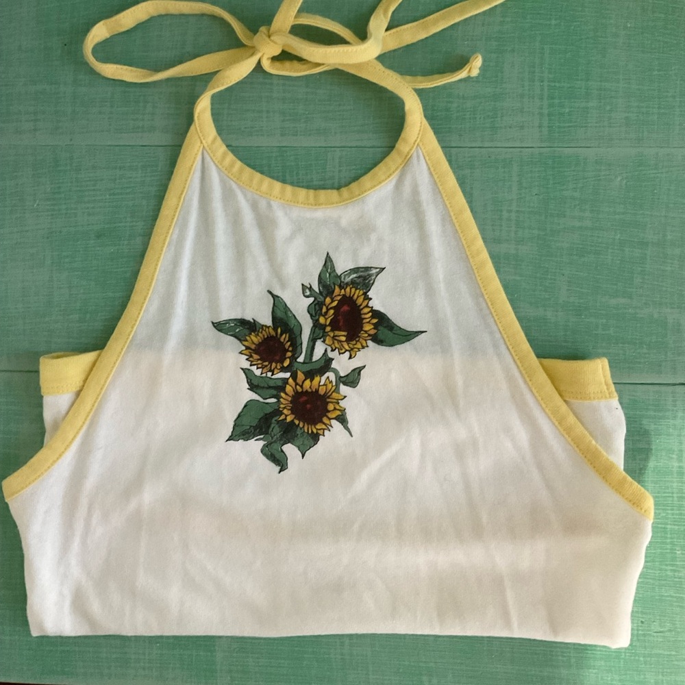 American Eagle crop tops